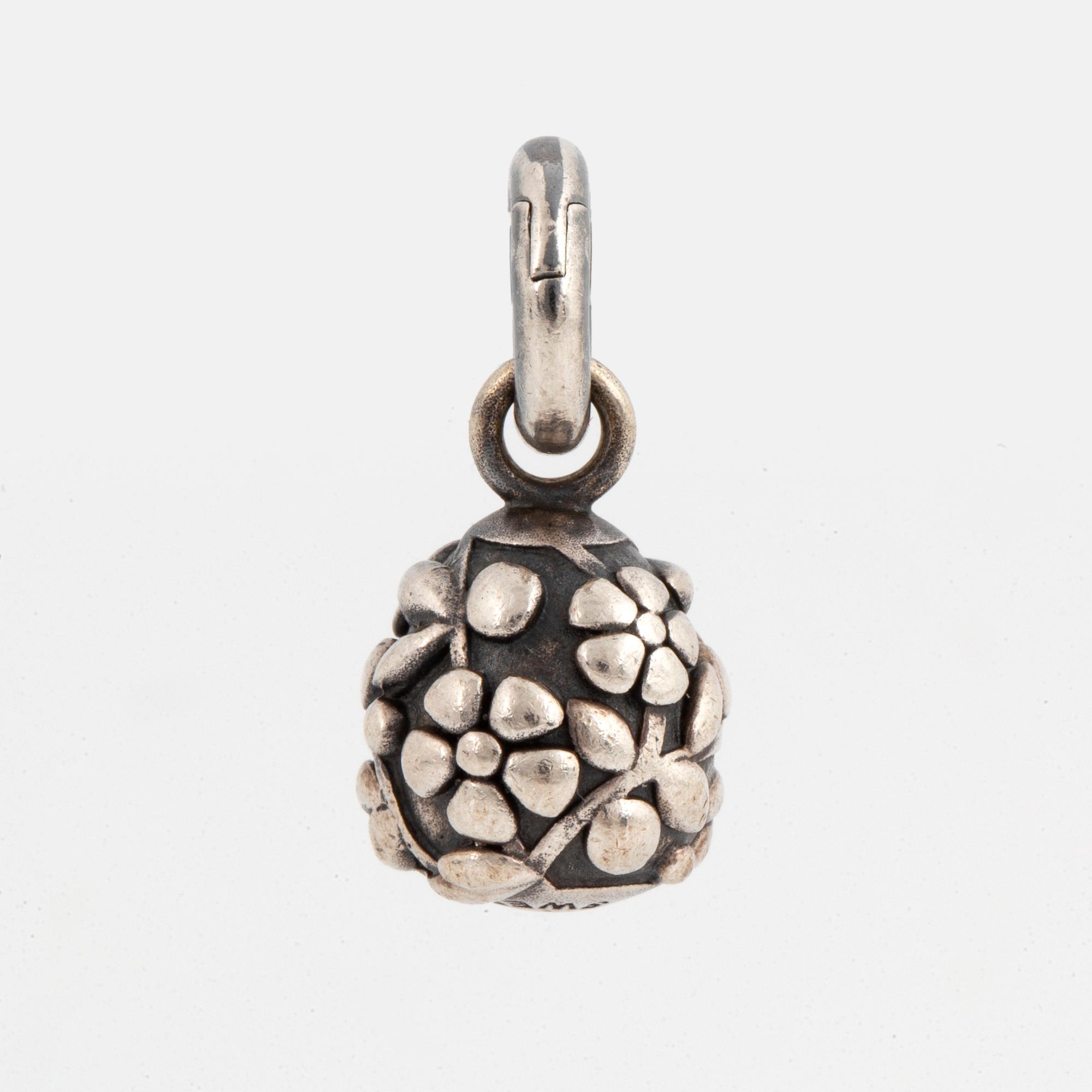 OLE LYNGGAARD, sweet drops charm, silver with brilliant-cut diamond.