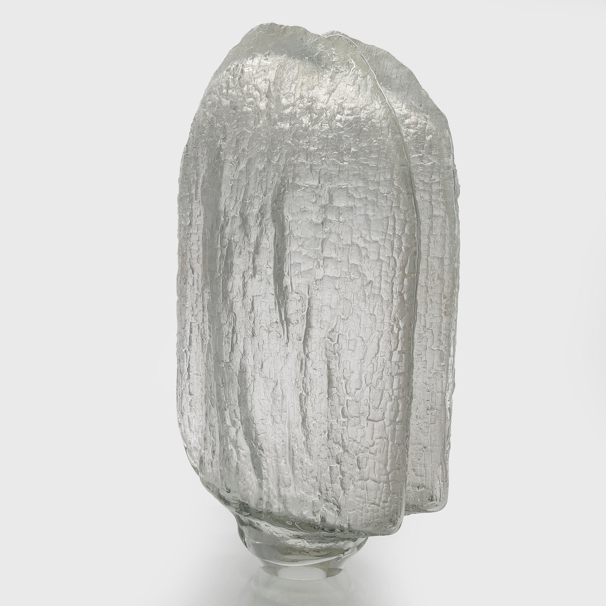 Timo Sarpaneva, veistos "Varjot" Finlandia sarjasta, signeerattu Timo Sarpaneva, Iittala 1964.