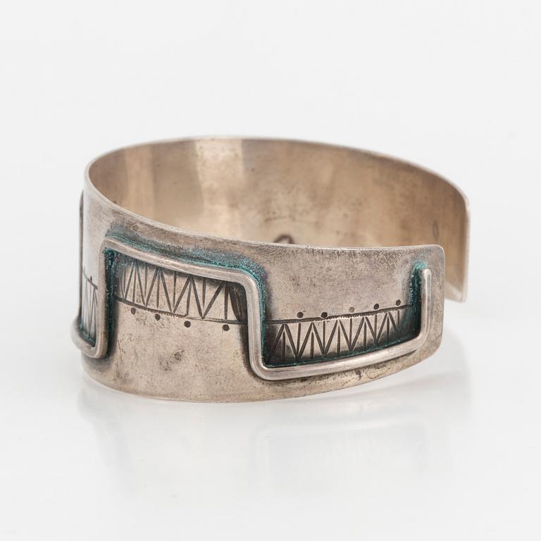 CLAËS E. GIERTTA, armring, silver, Stockholm, 1958.