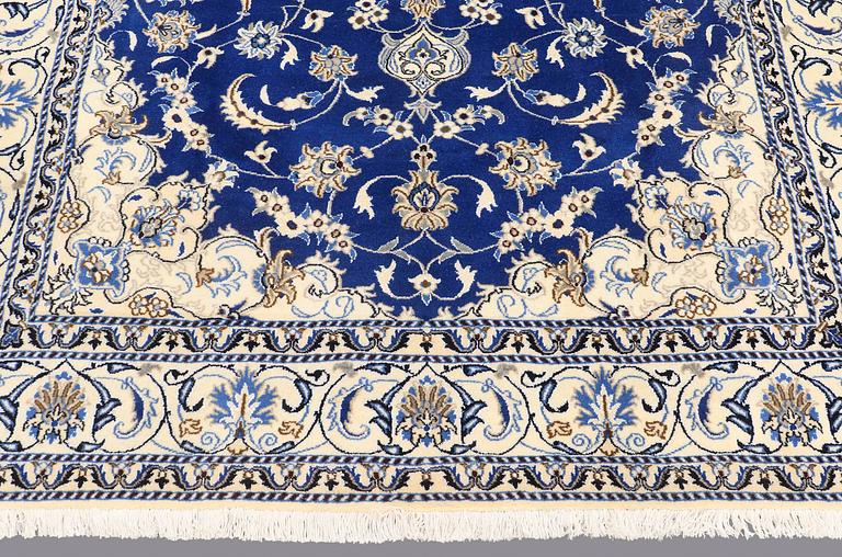 MATTA, Nain part silk, 294 x 196 cm.