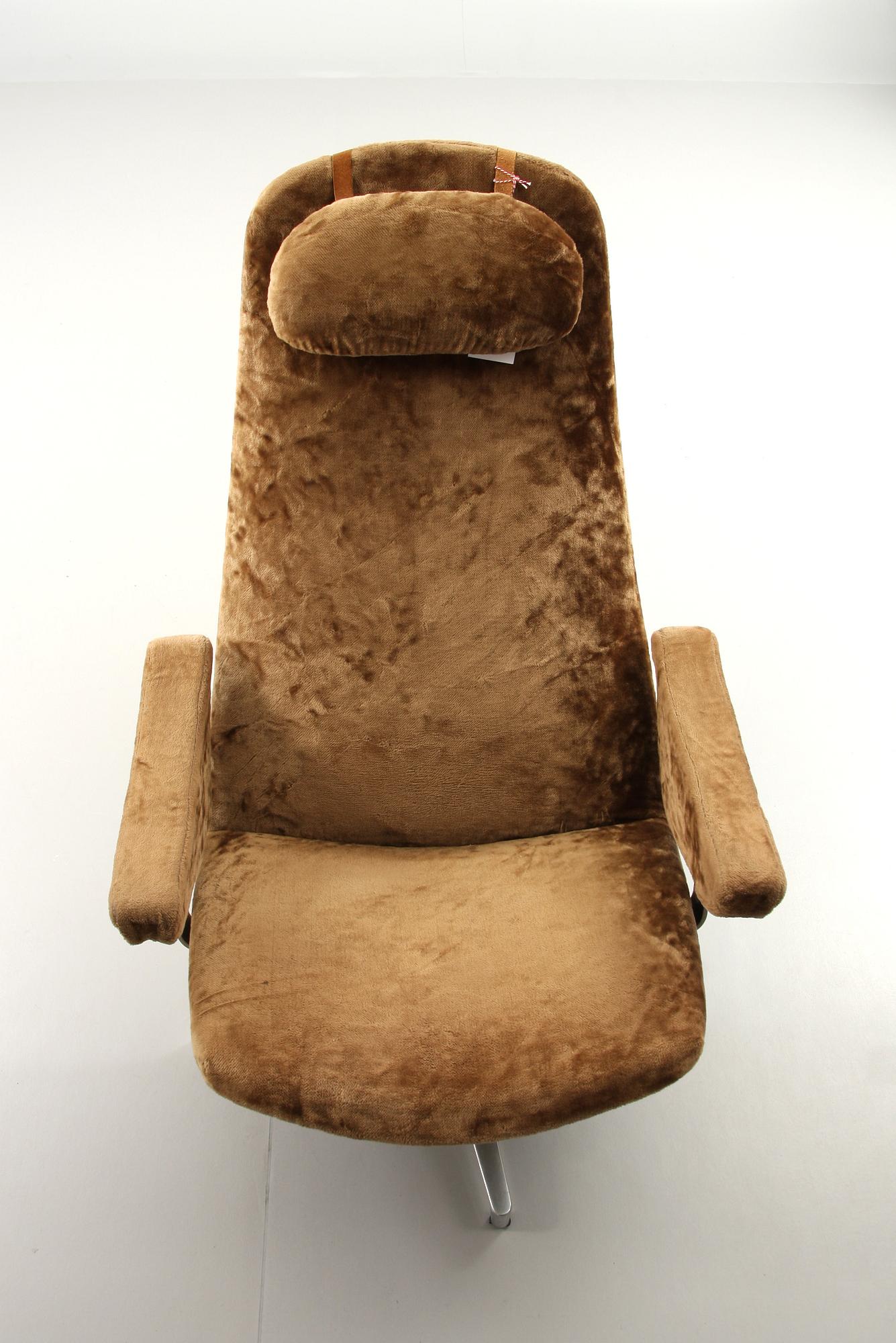 SNURRFÅTÖLJ. "Contourette", Alf Svensson för Dux. 1970-tal.