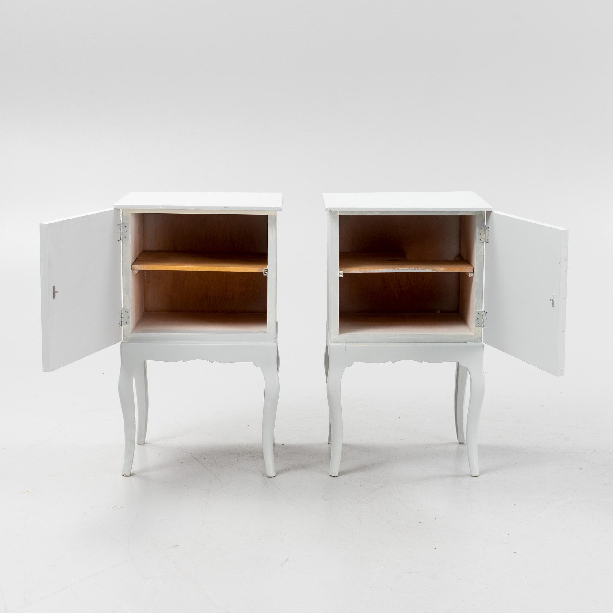 Sängbord, ett par, 1900-talets första hälft.