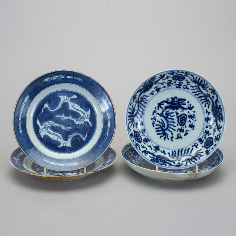 TALLRIKAR, 4 st, porslin, Kina, Kangxistil, 1800-tal.