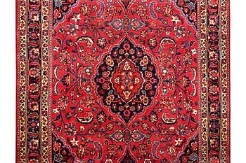 Matta, Meshed, ca 301 x 202 cm.