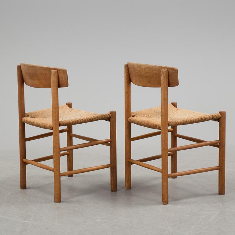 BØRGE MOGENSEN, a pair of "J39" oak chairs.