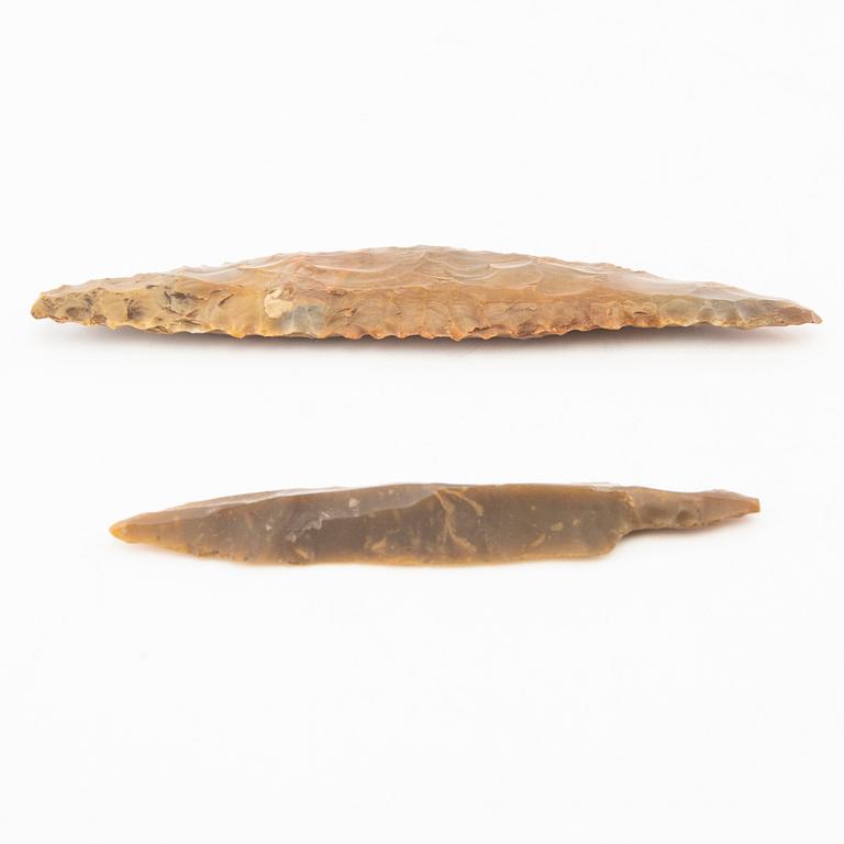 Scraper and arrowhead, Neolithic.