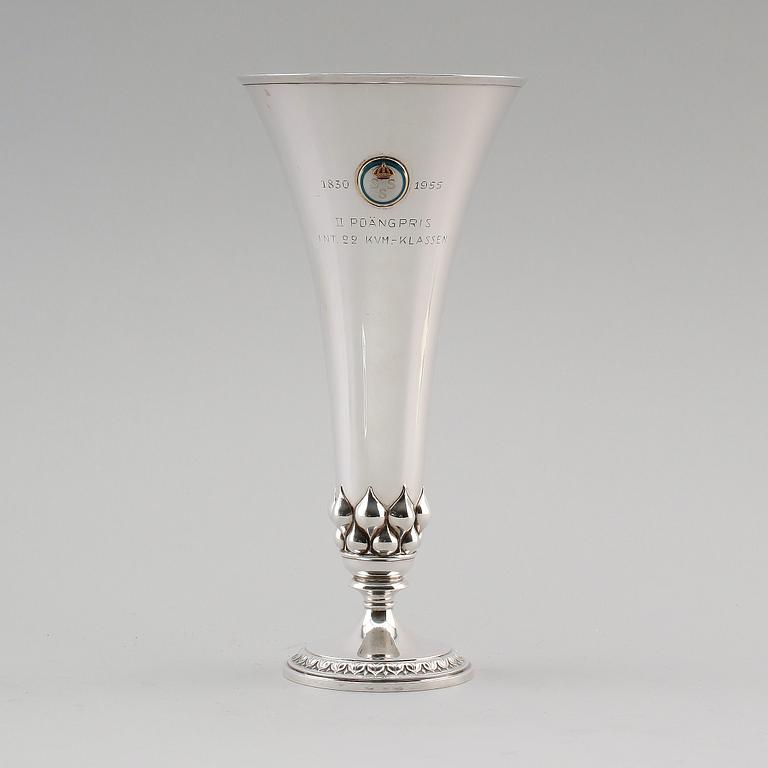 VAS, silver, omkring år 1900. Vikt 515 g.