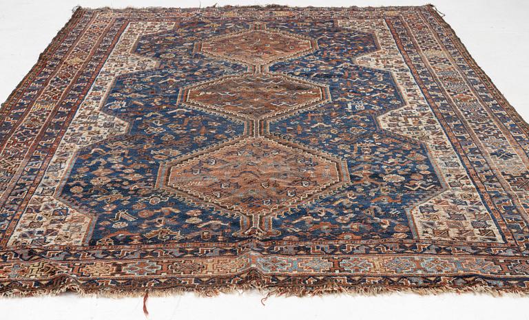 Rug, antique Shiraz, approx. 290 x 212 cm.