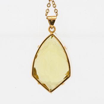 Pendant with citrine, 22k gold.