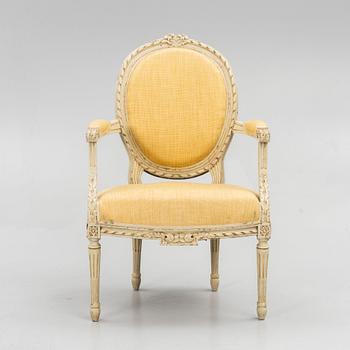 Karmstol, Louis XVI-stil, omkring år 1900.