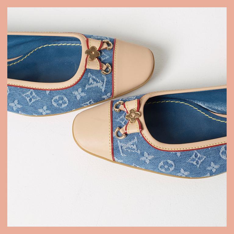 LOFERS, Louis Vuitton, storlek 39.