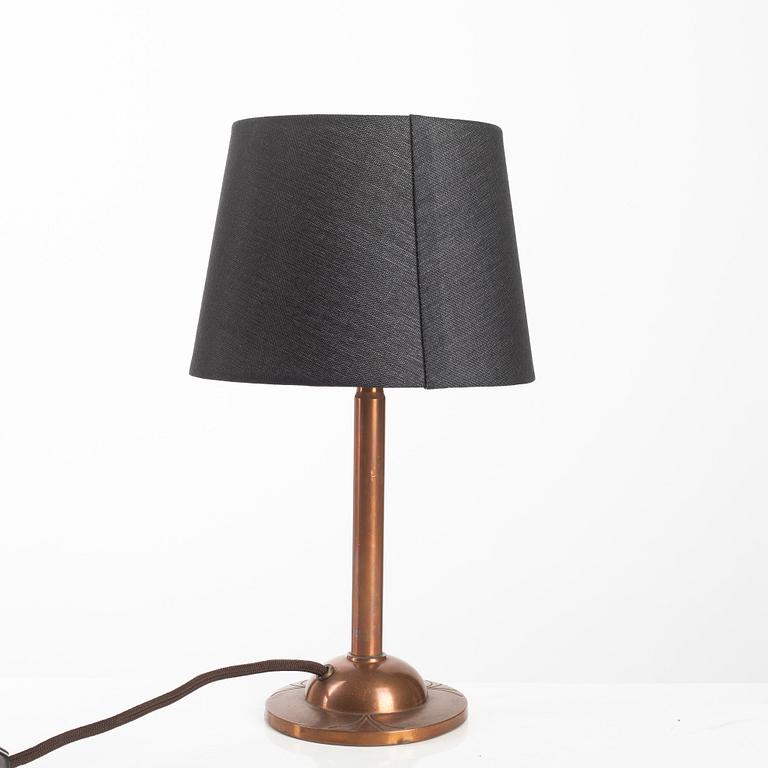 Harald Notini, table lamp, variant of model "6833", Arvid Böhlmarks Lampfabrik, Stockholm 1923-35.