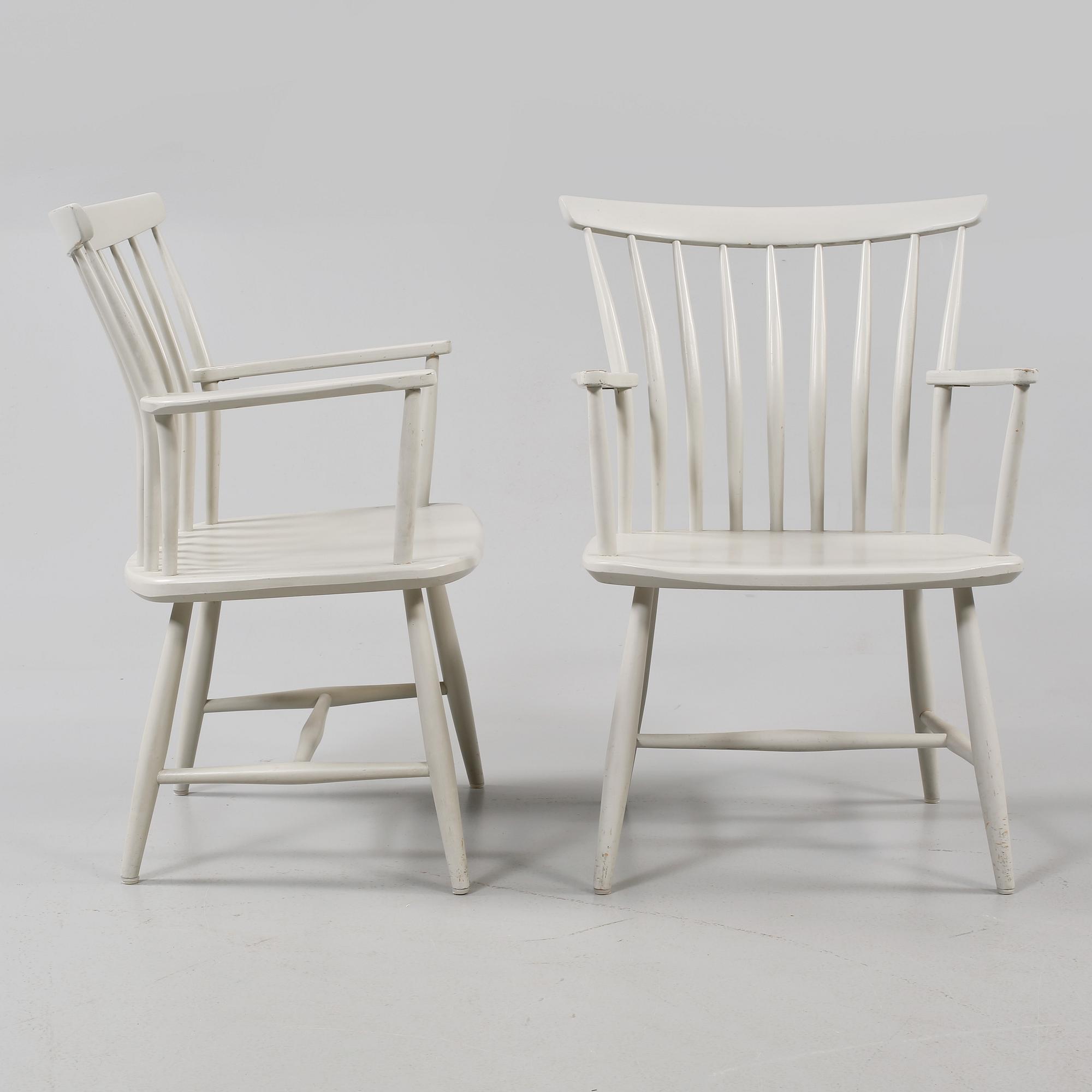 KARMSTOLAR, ett par, "Åkerblomstolen", formgiven av Gunnar Eklöf m fl, 1900-talets andra hälft.