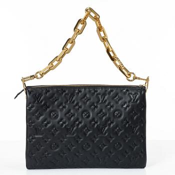 Louis Vuitton, väska, "Coussin MM" 2021.