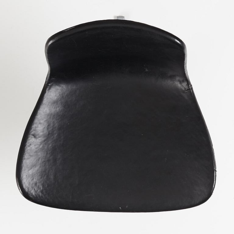 Poul Kjaerholm, a "PK9" chair, edition E Kold Christensen Denmark.