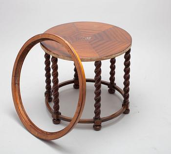 SOHVA, TUPAKKAPÖYTÄ ja NOJATUOLIPARI, 1980-luku.