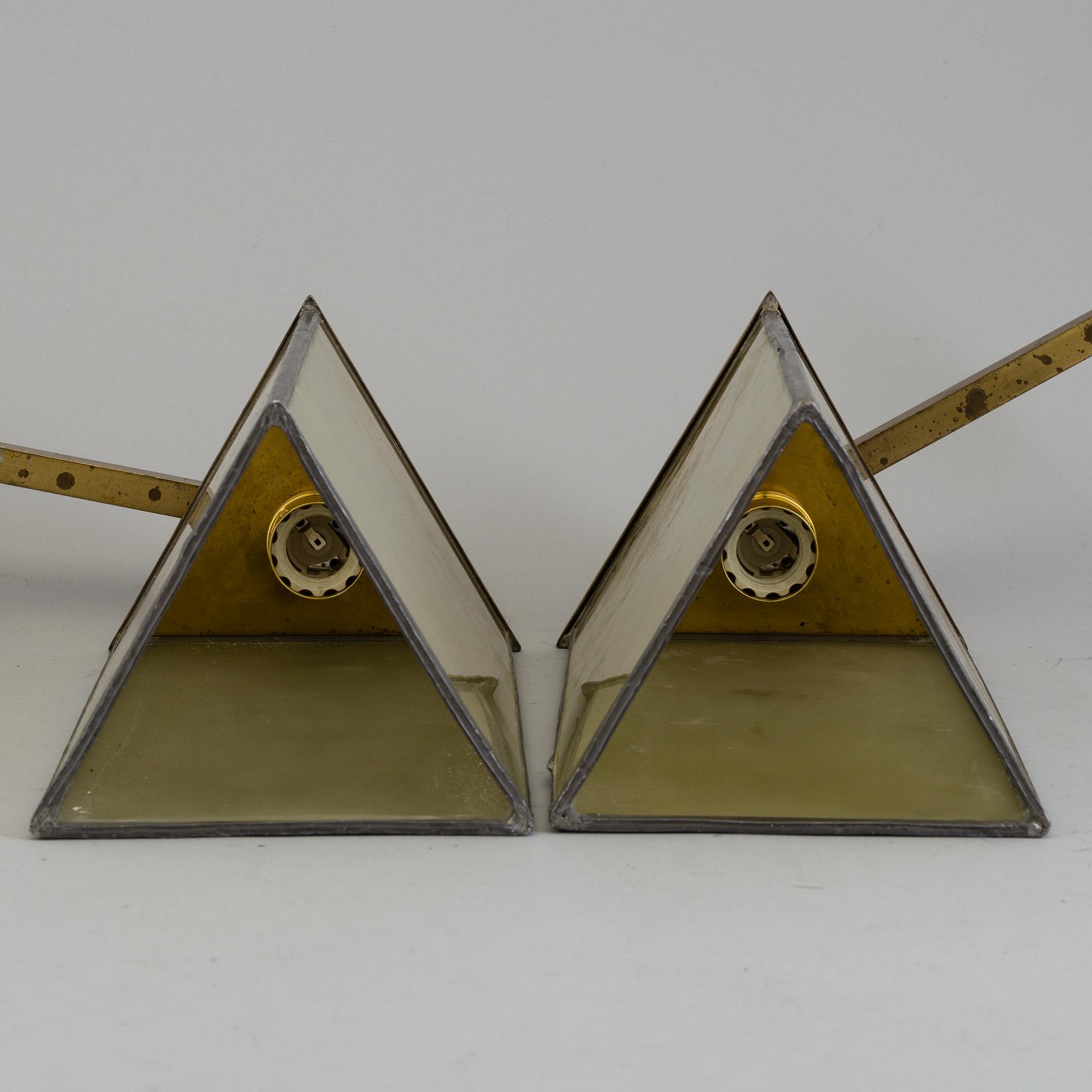 A  pair of 1930's/40's wall lights.