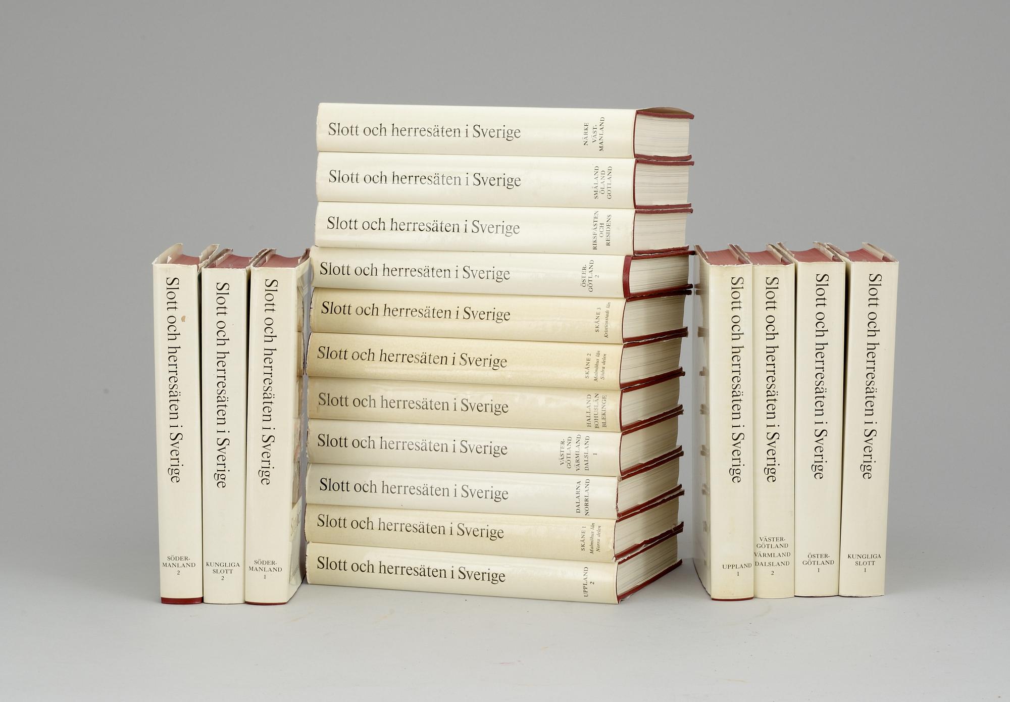BOK, 18 vol. "Slott och herresäten i Sverige". 
Allhems förlag, Malmö 1966-71.