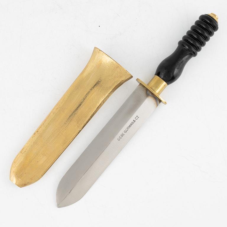 A diving knife from Siebe Gorman & Co.