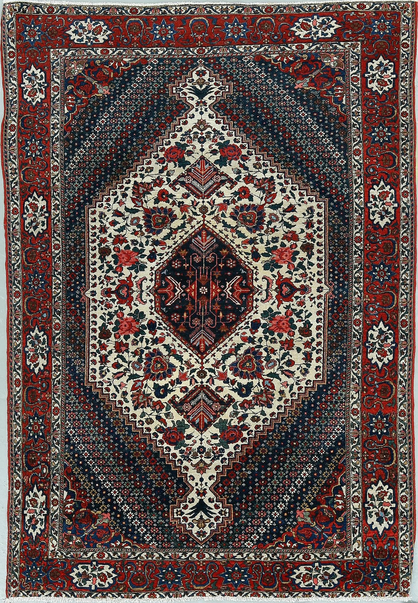 MATTA. semiantik Bachtiari, ca 201x139 cm.