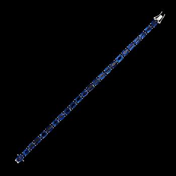 ARMBAND, 18K vitguld, 24 blå kyaniter tot ca 24.50 ct. Total vikt ca 9 g.