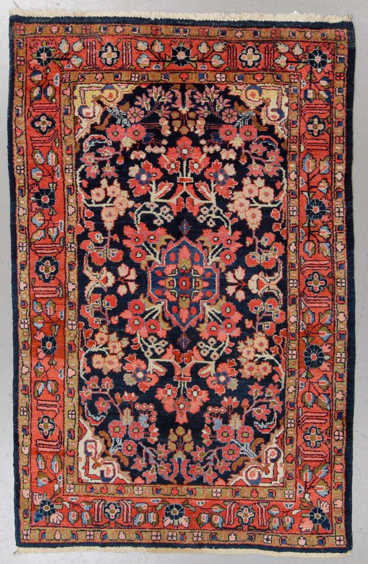 Matto, Old Lilihan/Sarouk, ca 210 x 135 cm.