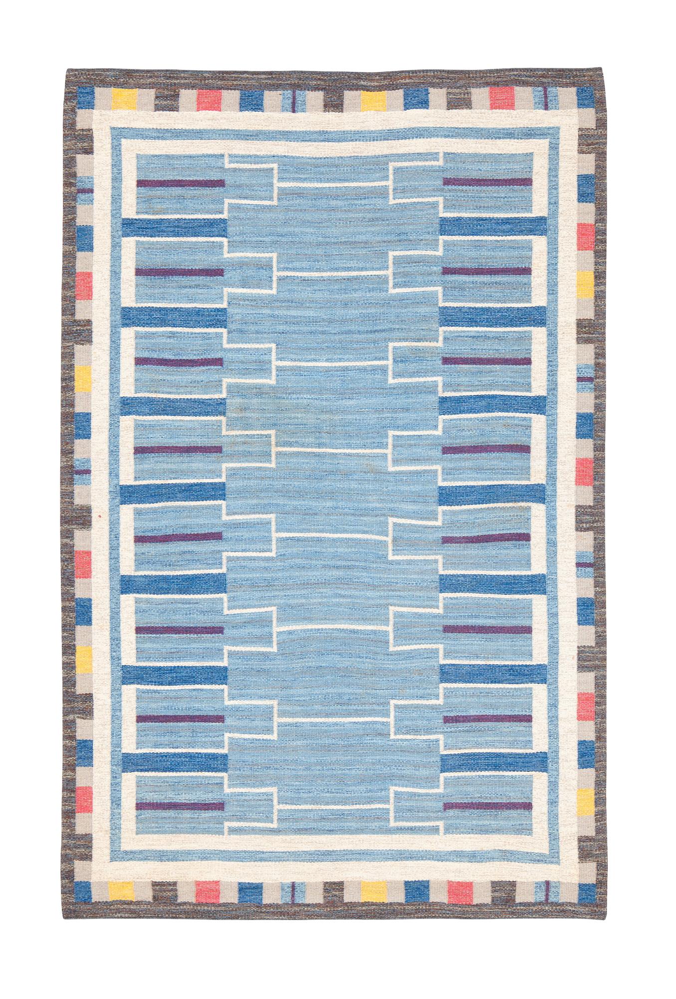 A carpet, flat weave, ca 300 x 194 cm, Sweden.