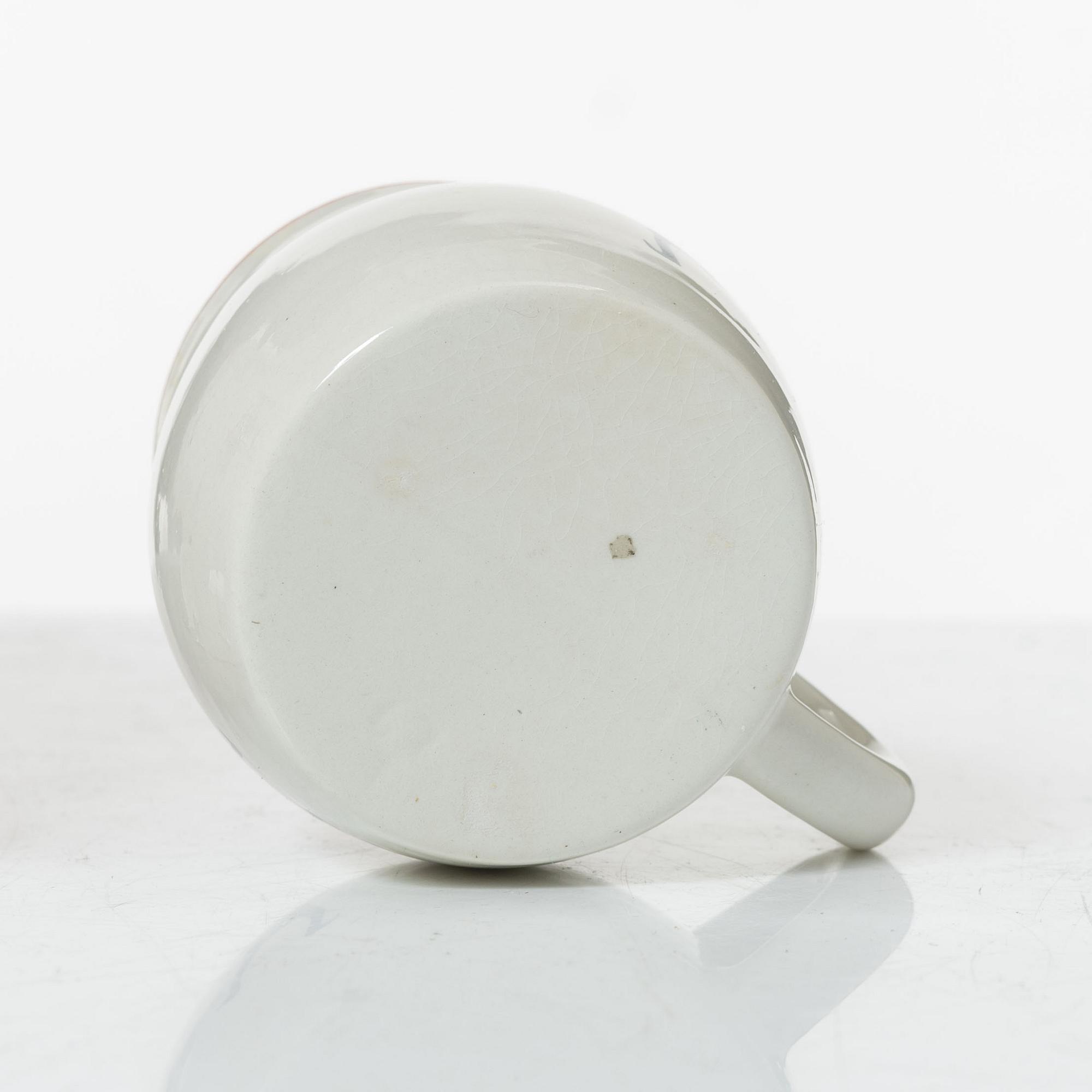 Upsala Ekeby, Glöggkoppar, 17 st, samt kanna, flintgods, "Hej tomtegubbar", Upsala-Ekeby.