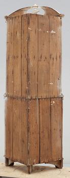 HÖRNSKÅP, gustavianskt stil, 1800-talets mitt.