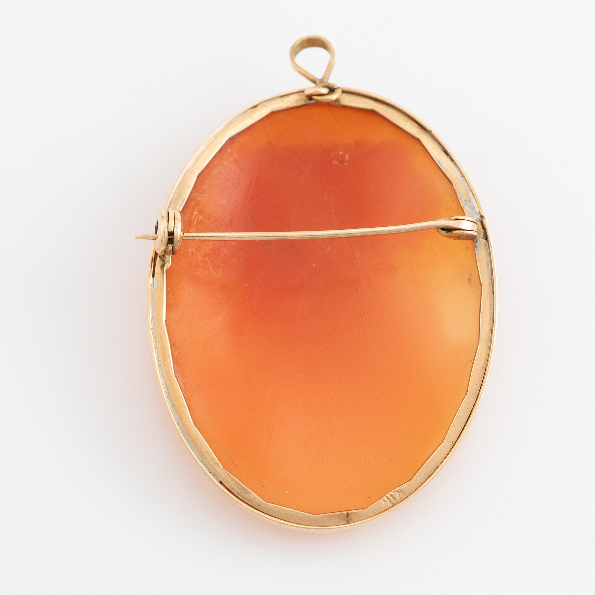 14K gold and carved  shell cameo brooch/pendant.