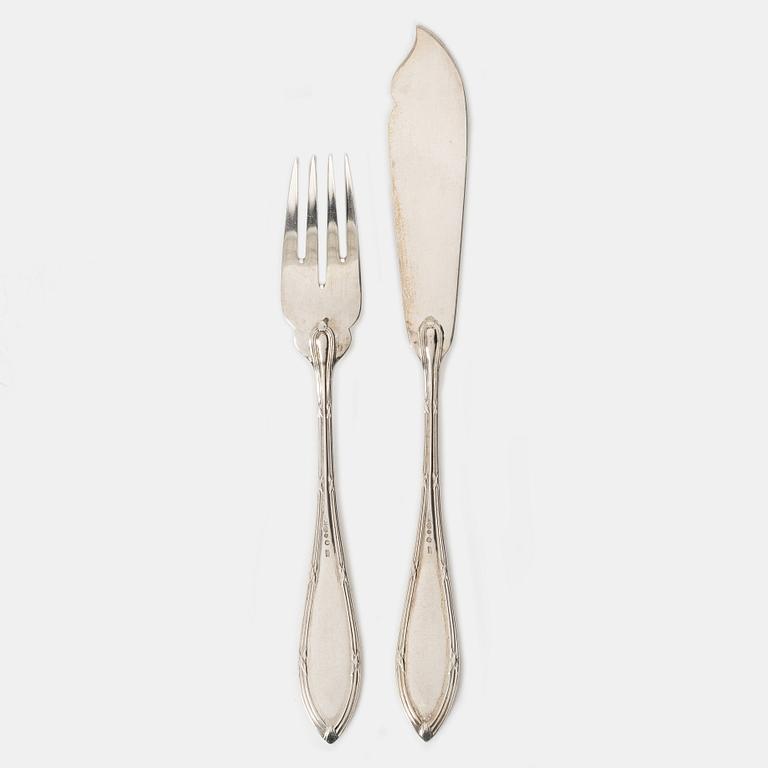 23 pieces of silver fish cutlery, Carlman, Stockholm, 1915.