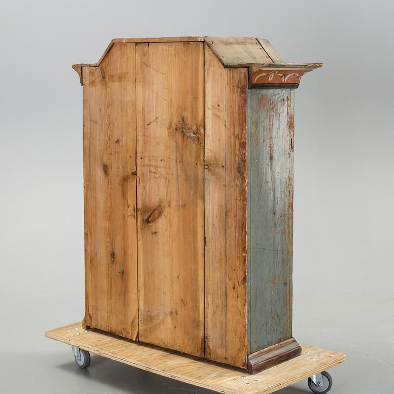 HÄNGSKÅP, Alfta, Hälsingland, 1700-talets slut.