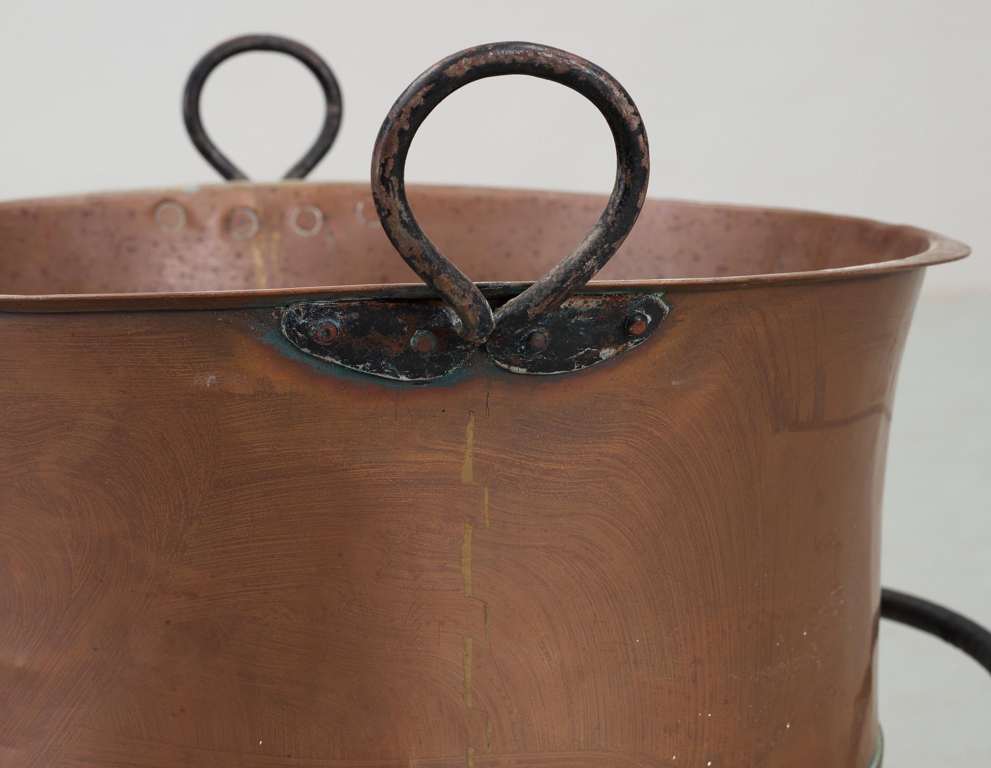 KOPPARKITTEL på STÄLLNING,  tidigt 1900-tal.