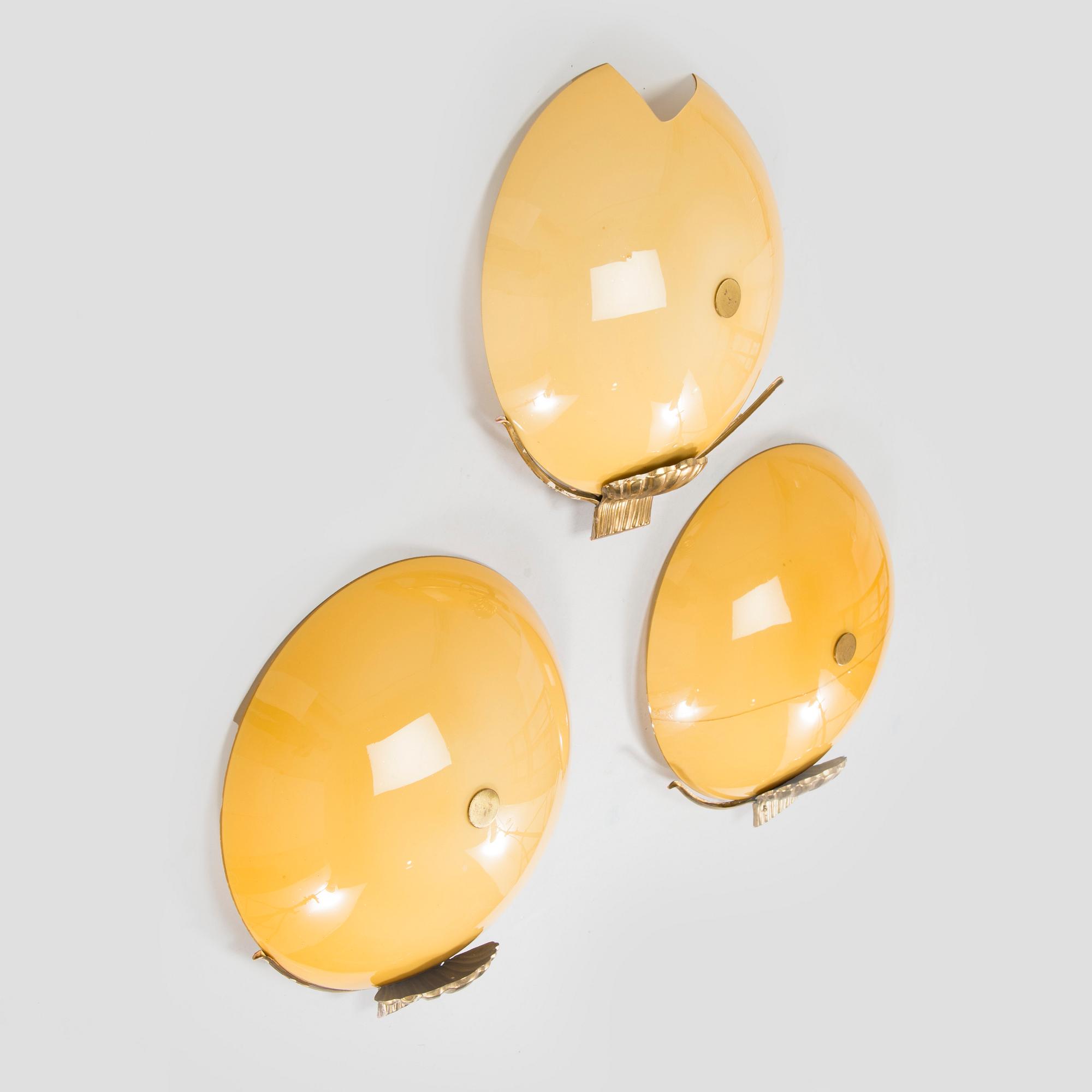 Vägglampor, 3, st,  beställningsarbete Idman 1943.