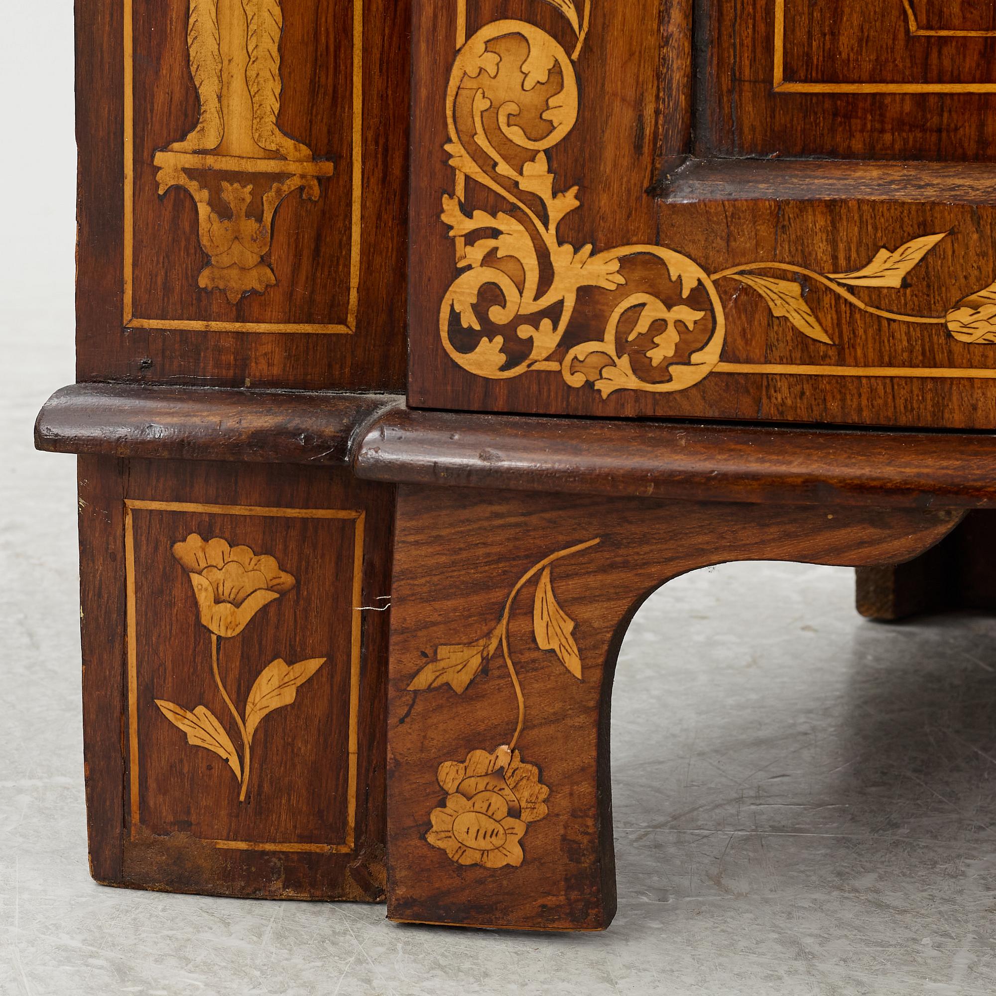 Hörnskåp, Holland 1800-tal.