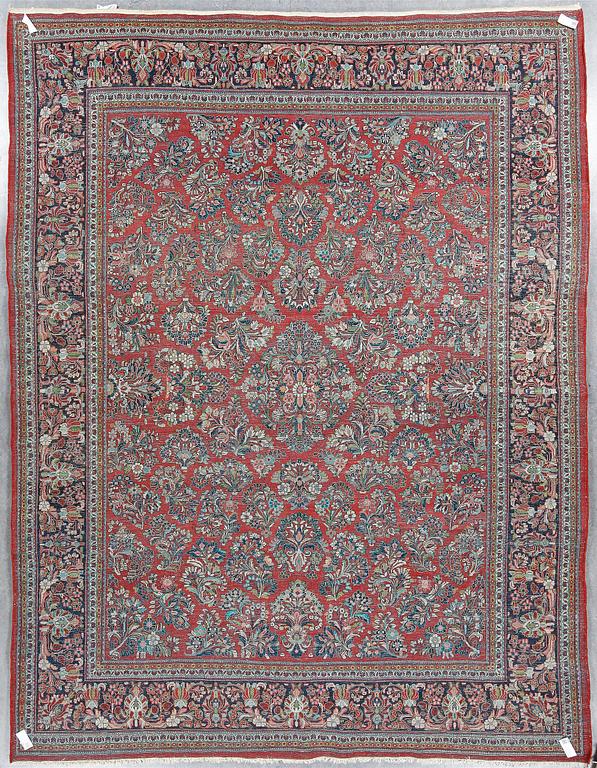 MATTA, semiantik Sarouk, ca 368x277 cm.