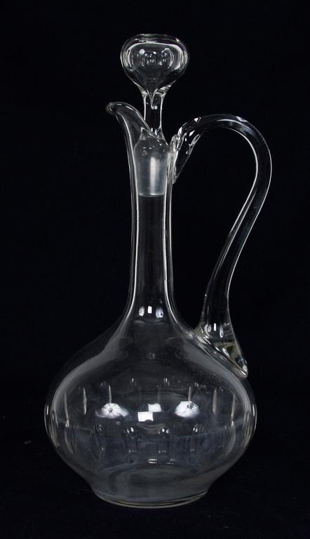 KARAFF samt 8 st VINGLAS, olivslipat glas.