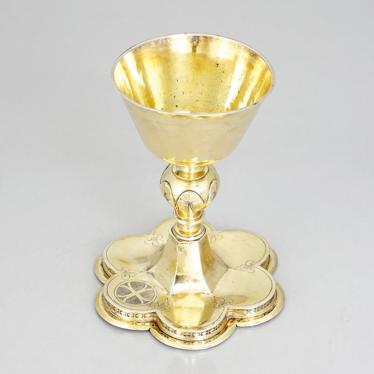 A 17th/18th century, possibly German, silver-gilt cup, unmarked.