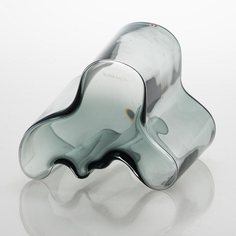 Alvar Aalto, maljakko, 3030, leimasigneerattu, Iittala, 1980-90-luku.