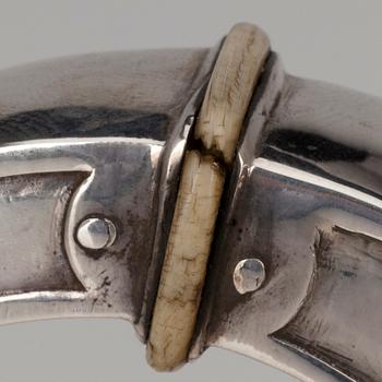 TESERVIS, 3 delar. 800-silver. Tyskland tidigt 1900-tal. 
Totalvikt 938 g.