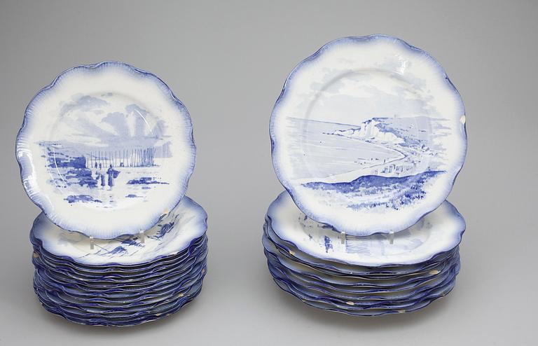 MATSERVIS, 57 delar, "Terre de fer Vermont feres", Paris, omkring 1900.