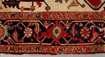 A carpet, semi- antique/old Heriz/Gorovan, ca 352 x 277 cm.