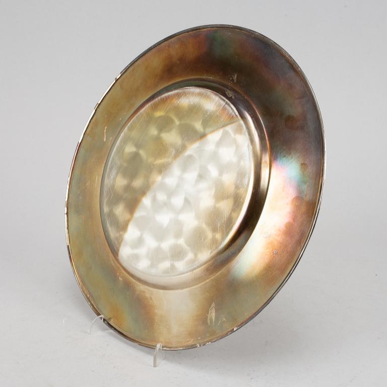 31 swedish silver dishes with engraving, including K Anderson, Stockholm 1927.