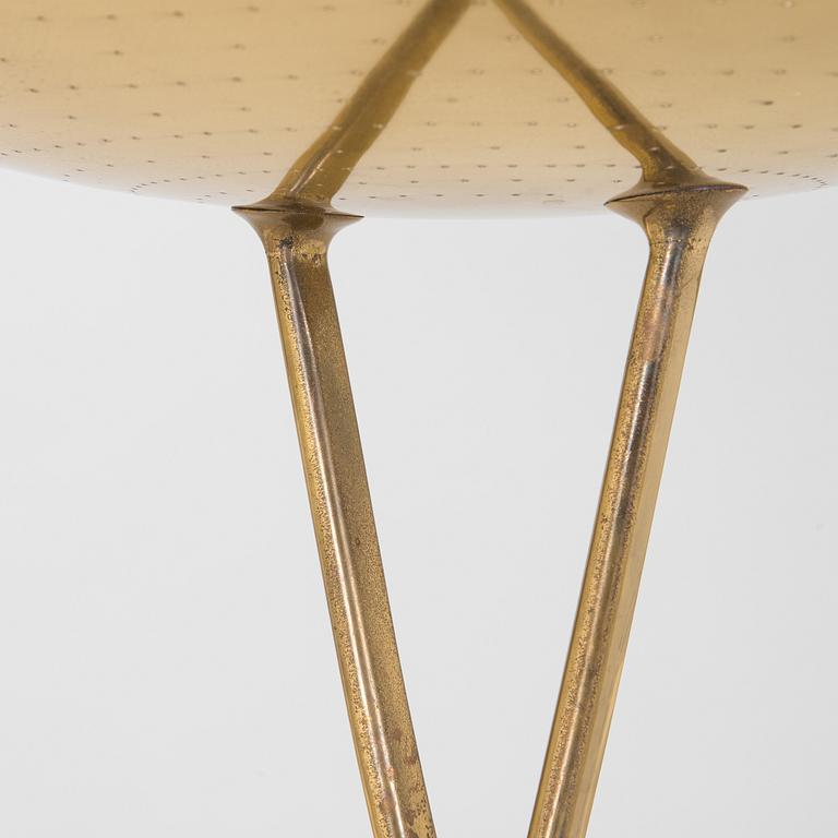 Paavo Tynell, A mid-20th century floor lamp model 9640, Taito Oy, Finland.