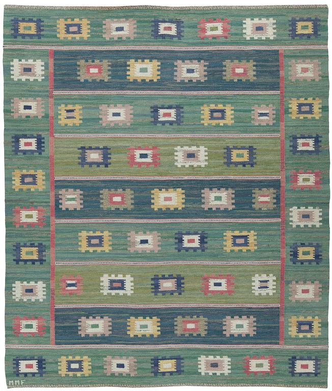 CARPET. "Grön äng". Flat weave. 248 x 208 cm. Signed MMF.