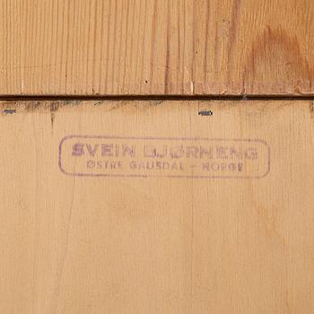 SVein Bjørneng, a pine cabinet, østre Gausdal, Norway, second half of the 20th century.