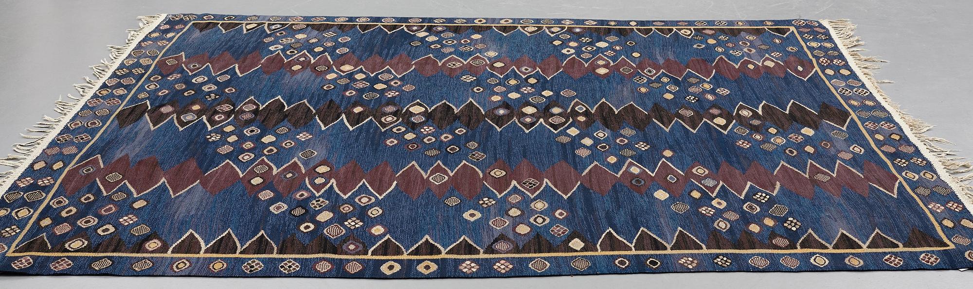 Barbro Nilsson, MATTA, "Snäckorna", gobelängteknik, ca 267-268 x 234,5-246,5 cm, signerad AB MMF BN.