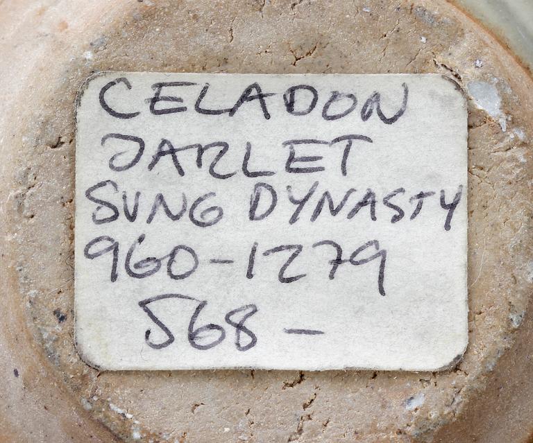 SKÅLAR 2 st SAMT VASER 2 st, keramik, trol Sung-dynastin.