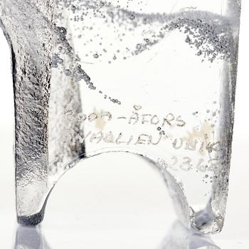 Bertil Vallien, unik skulptur, "Princess Toy", sandgjutet glas, Åfors, 1967, nr 2363.