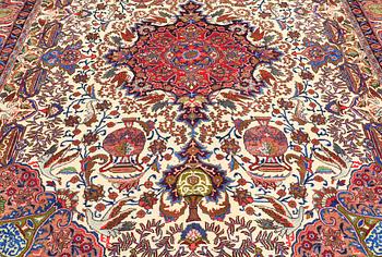 A CARPET Figural Kashmar, around 390 x 295 cm.